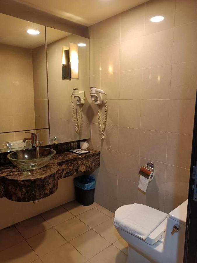 Resort Suites By Landmark At Bandar Sunway Sunway Lagoon Kampong Penaga  Exterior photo